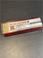 Box Winchester 22 Long Ammunition 100 Rounds