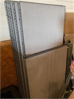5 wall cubicle panels, great for noise reduction