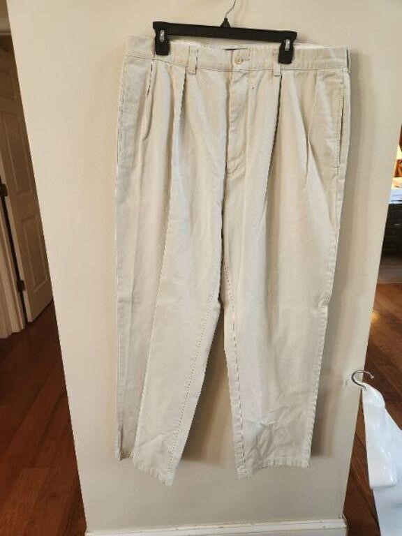 40 x 36 Ralph Lauren Polo Khaki Pants