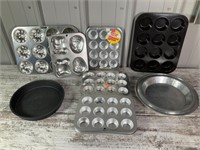 Muffin Pans, Pie Pans, Mini Cake Pans