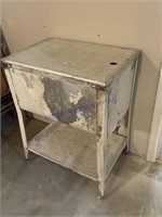 METAL WASH TUB ON WHEELS, ROUNDED BOTTOM,