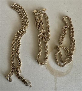 Gold-like chain necklaces (3)