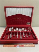 GREAT VINTAGE FLATWARE SET WITH CASE