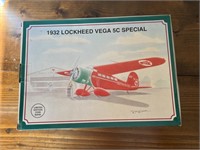 1932 Conoco Lockheed Vega 5C Special Airplane Bank