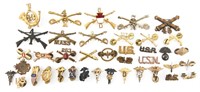 WWI - WWII US MILITARY INSIGNIA PINS LOT