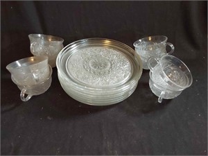 Vtg Clear Glass Sandwich/Snacking Plate