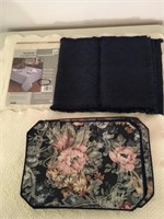 Tablecloth, Runner & 6 Placemats