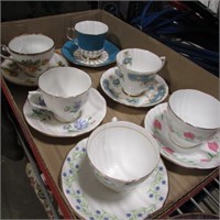 6 CHINA CUPS / SAUCERS