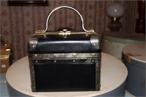 Lisette New York box purse train case handbag