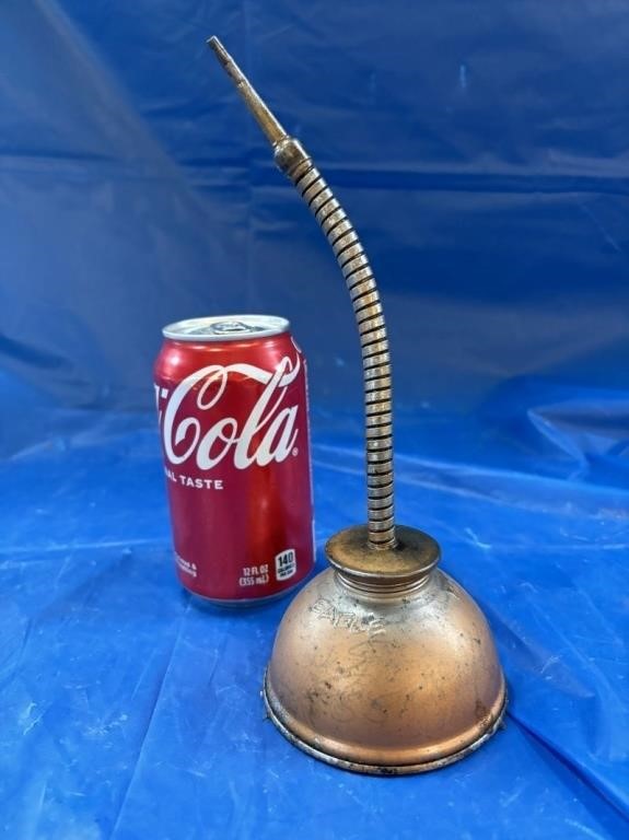 WW! Vintage Eagle Oil Can