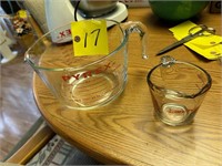 (2) measure cups