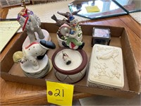 6 - music boxes clown-elephant-misc