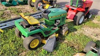 John Deere STX38 Lawn Tractor