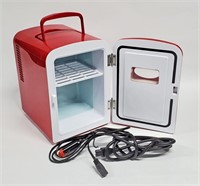 FRIGIDAIRE RETRO 6 CAN MINI PERSONAL COOLER