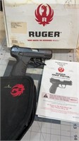 RUGER SR22 Pistol 22lr w/ original box &