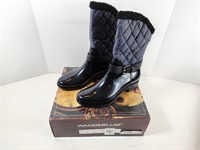NEW Wanderlust: Pewter Boots(Size: 9)