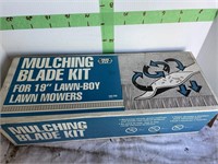 19" mulching blade kit