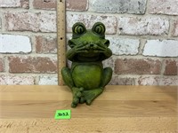 Speak No Evil frog statue