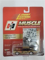 Johnny Lightning MUSCLE Featuring Linda Vaughn #21