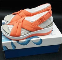 Shoes - *NEW* Cloudsteppers Size7.5