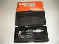 Mitutoyo Digital Micrometer  0 -1 inch