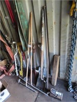 Qty of Shovels, Crow Bar & Squeegee