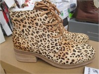 Lucky Brand Leopard Print Size 6.5 Boots
