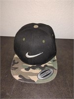 Nike snap back