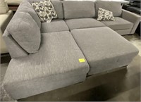 Fabric 3pc sectional pre-owned
