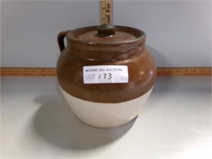 Bean Pot, lid has small chip