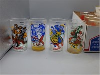 VTG Set of 4 Polish dance/song juice/milk glasses