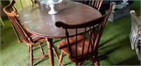 OAK DINING TABLE AND CHAIRS (GLASS TOP / LEAVES)