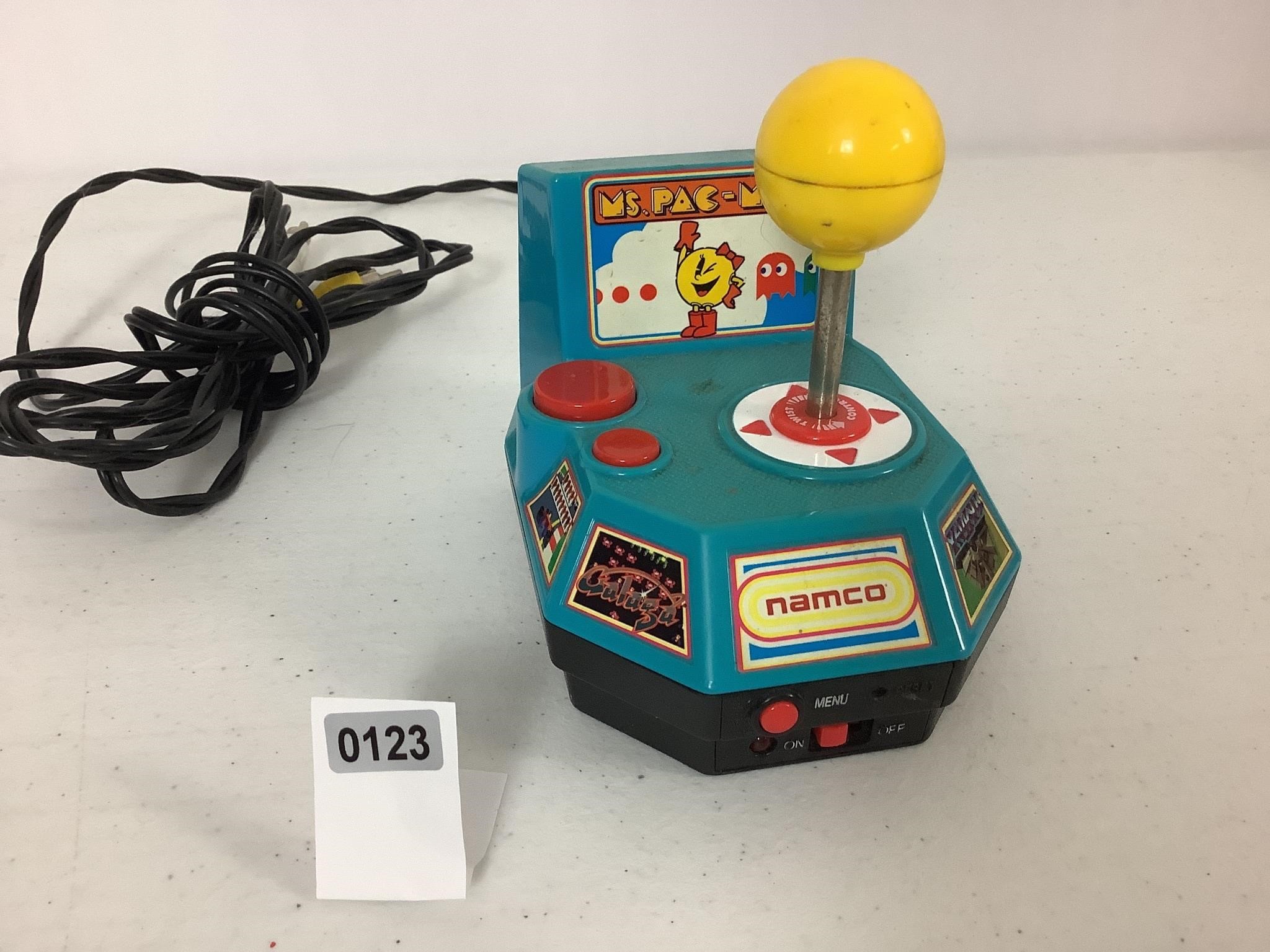 2004 MS PAC-MAN PLUG & PLAY