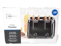 New 4 Slice Toaster. Opened box