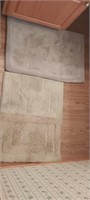 Bathroom rug set