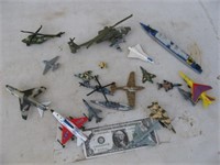 Lot of Diecast & Plastic Planes & Ships