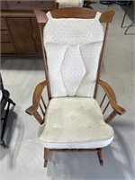 Wooden rocking chair with coushins