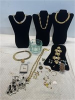 JEWELRY AND ACCESSORIES