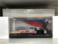 TOP FUEL DRAGSTER DIECAST