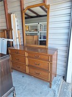 6 DRAWER DRESSER W/ MIRROR