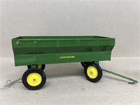 John Deere farm wagon