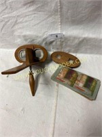 Stereoscope viewer and stereo scope cards