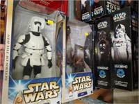 (5) Star Wars Collector Series Action Figures