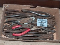 Pliers, wire cutters, nippers,etc