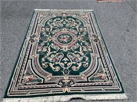 GREEN RUG MAGIC