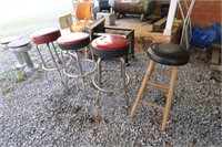 4 Shop Stools