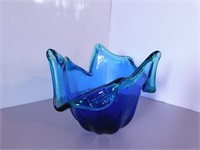 Vase de verre soufflé, tons de bleu et vert