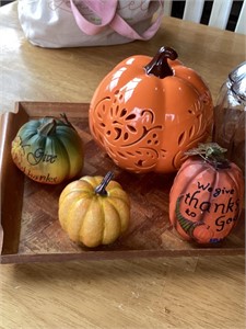 Tray & pumpkin decor