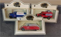 3 STANDARD OIL ADVERTISING  DIECAST TRUCKS 1:64