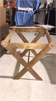 Modern Pine quilting rack, 32 x 28 x 28 and it